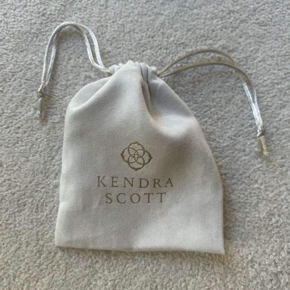 Kendra Scott Gold Hoop Earrings “Adeline Hoop” - Picture 8 of 11